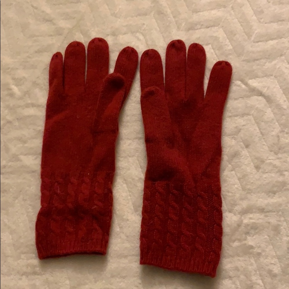 Cashmere gloves